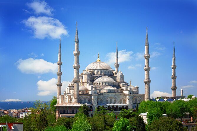 10-day Highlights of Turkey Tour - Day 1 in Istanbul: Airport Pickup and a Smooth Start