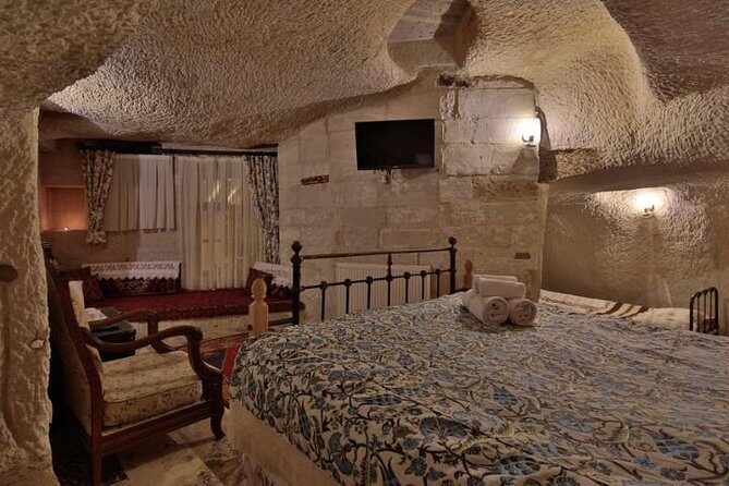 2 Days Cappadocia Tour From Istanbul - Day 2 North Cappadocia: Uchisar views, Goreme Open Air Museum, Avanos crafts