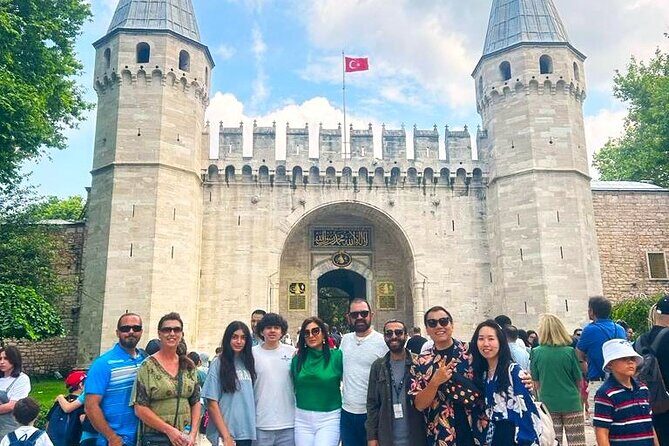 All in One Day Istanbul - Historical Tour of Istanbul with Bosphorus Cruise - Getting there: meeting point, pickup, and how the day flows