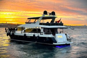 Bosphorus Sunset: An Enchanting Yacht Cruise in Istanbul - Meeting point and pickup: where the day starts