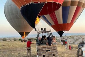 Cappadocia Hot Air Balloon Ride over Cat Valley with Transfers - Hotel Pickup and the Early Morning Routine That Saves Your Day