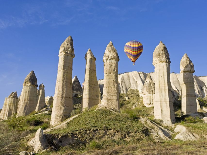 Cappadocia: Red Tour with Entry Fees and Lunch - Hotel pickup, small-group timing, and what to expect from the van day
