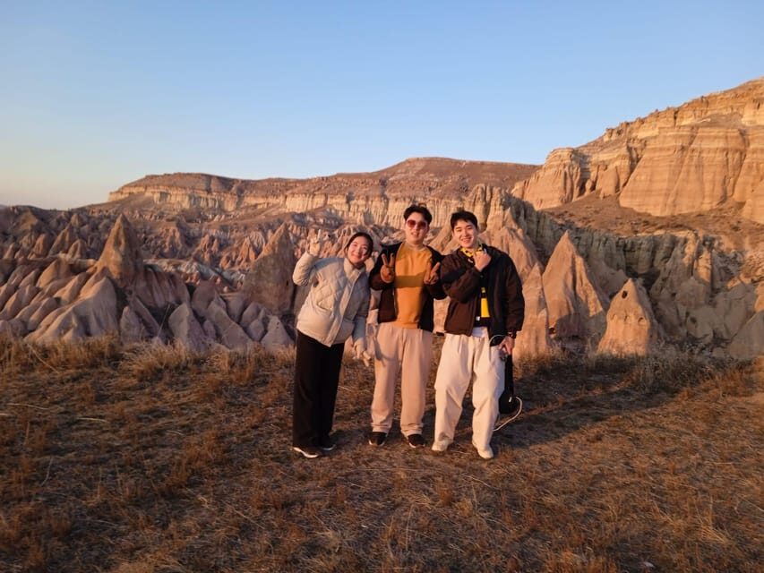 Cappadocia: Sunset Rose Valley Hiking Tour - Meeting in front of Göreme Municipality and the late-afternoon timing