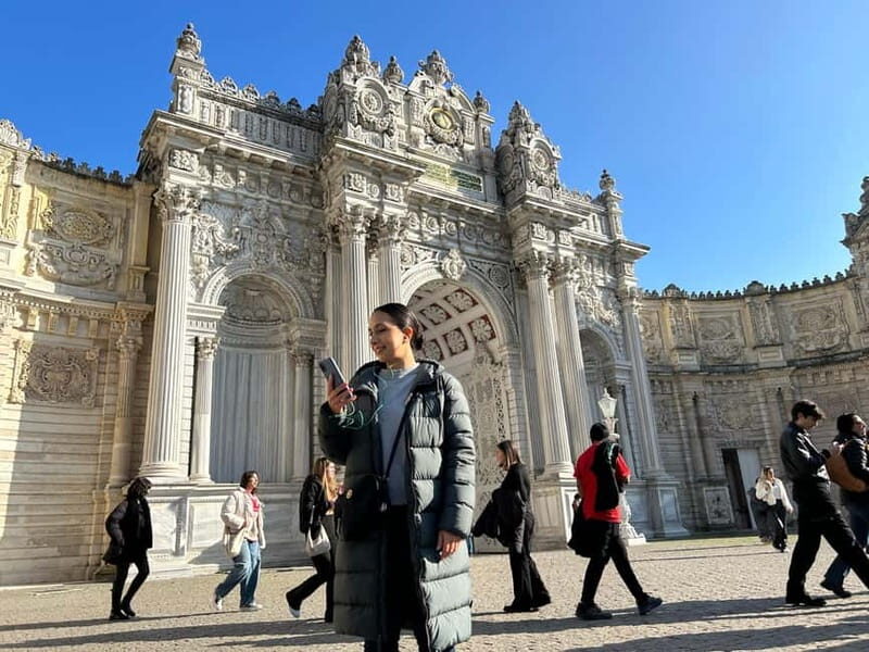 Dolmabahce Palace & Harem Fast-Track Entry with Audio Guide - Garden First: Setting the Tone Outside the Palace