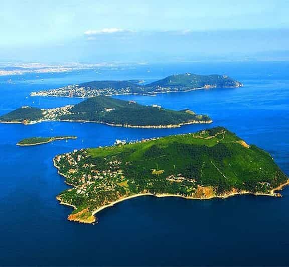 From Istanbul: Princes Island Tour with 2 Islands - Mansions by electric car: useful, but not included