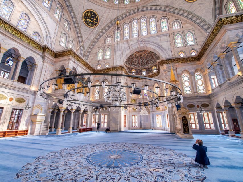 Istanbul: Blue Mosque Guided Tour - Getting into the mosque: security line timing and how to handle it