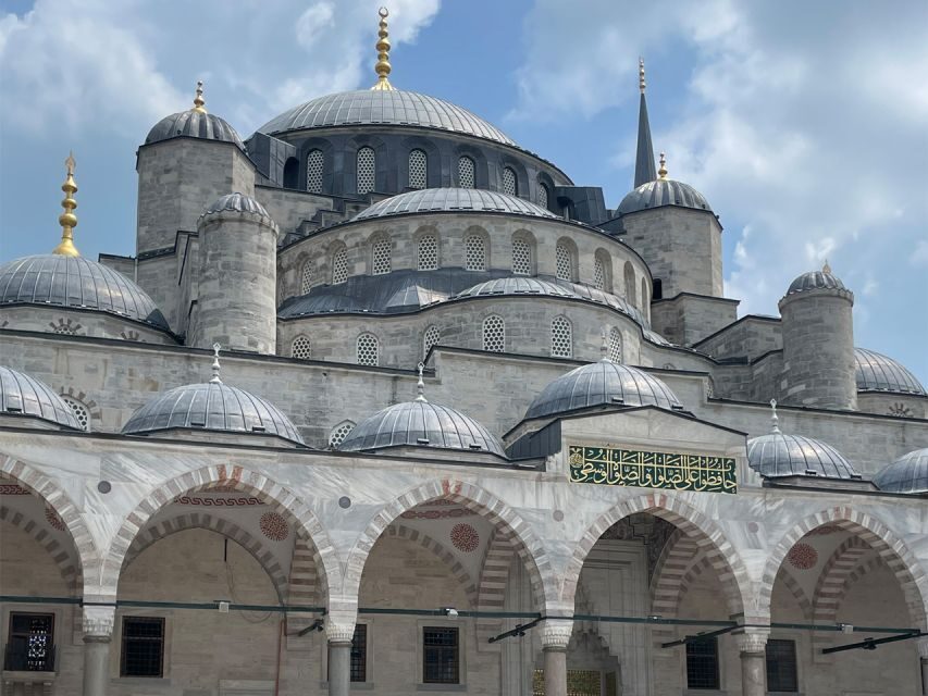 Istanbul: Blue Mosque Guided Tour - Old City walking around the Blue Mosque: UNESCO area framing