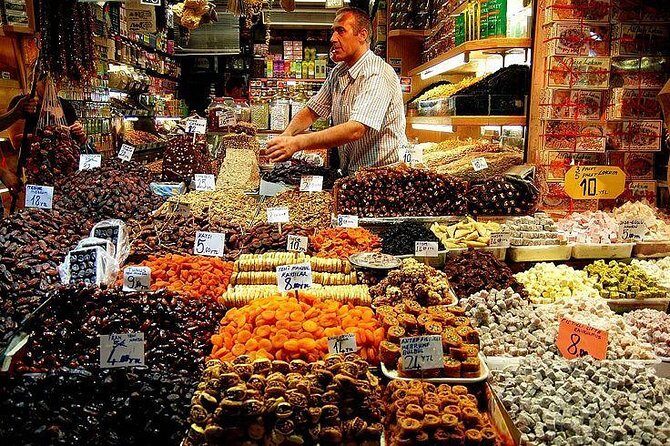 Istanbul Boat Cruise and Dolmabahce Palace & Two Continents - Spice Bazaar Time: Smell, Color, and a Useful Buying Strategy
