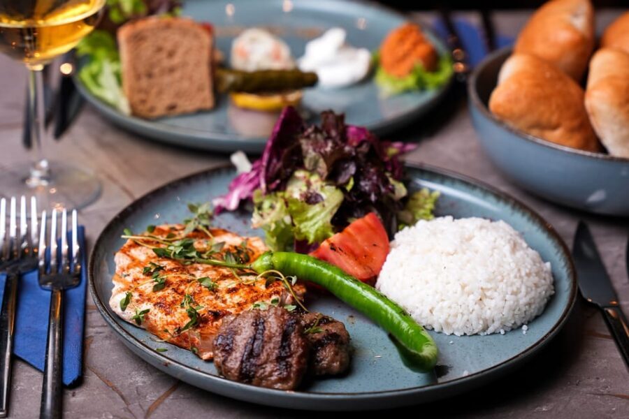 Istanbul: Bosphorus Cruise with Dinner Show - Quick hits before you board