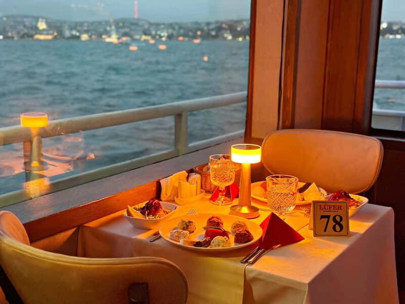 Istanbul: Bosphorus Dinner Cruise & Show with Private Table - Getting the best photos: small tactics that actually help