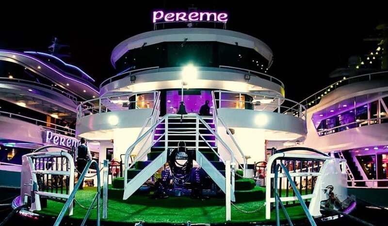 Istanbul: Bosphorus Dinner Cruise with Turkish Night Show - Turkish Night Show: Music, Dance, and Audience Energy