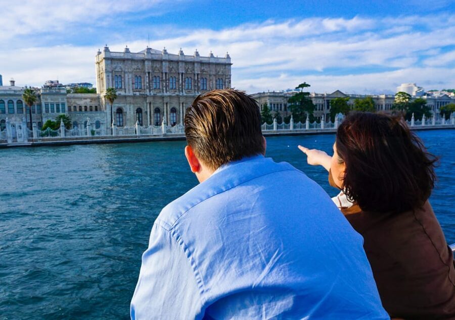 Istanbul: Bosphorus Sightseeing Cruise with Sunset Option - Price and value: what $9 buys you in Istanbul