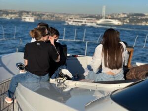 Istanbul: Bosphorus Sunset Cruise on a Luxury Yacht - Getting aboard at Balıkçı Kemal Karaköy and settling in