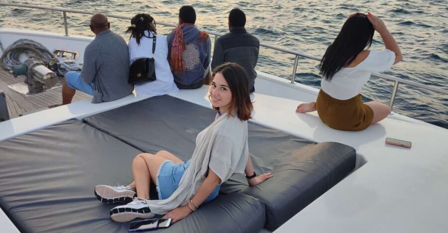 Istanbul: Bosphorus Sunset Cruise on Yacht with Live Guide - Why this Bosphorus cruise feels like a reset