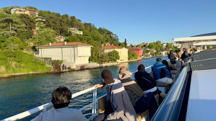 Istanbul: Daytime or Sunset Sightseeing Cruise & Audio Guide - How Much Value You’re Getting for the Price