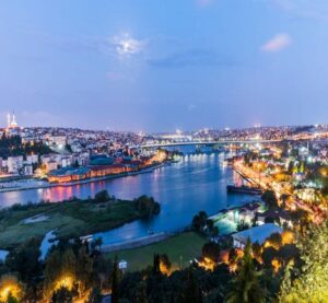 Istanbul: Full-Day 2-Sides City Tour with Lunch & Boat Tour - Beylerbeyi Palace: Ottoman summer life, up close