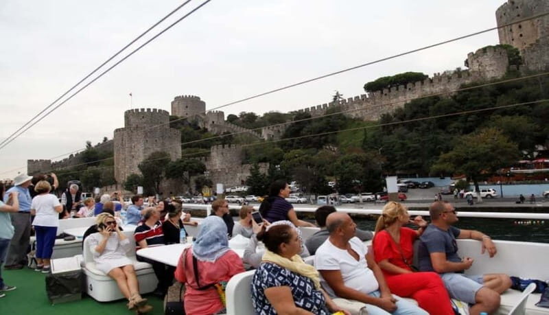 Istanbul: Guided Bosphorus Cruise & Golden Horn Bus Tour - Eyüp Teleferik cable car: the quick ride that makes the skyline feel close
