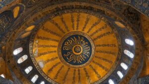 Istanbul: Hagia Sophia Guided Tour - Meeting near the Blue Mosque tram stop: where the tour starts on purpose