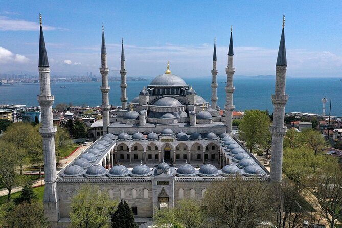 Istanbul Old City Tour - Hippodrome Square: where Byzantine and Ottoman stories overlap