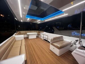 Istanbul: Private Bosphorus Yacht with Tour Guide and Snacks - Getting to the yacht: Karaköy meeting point in plain terms