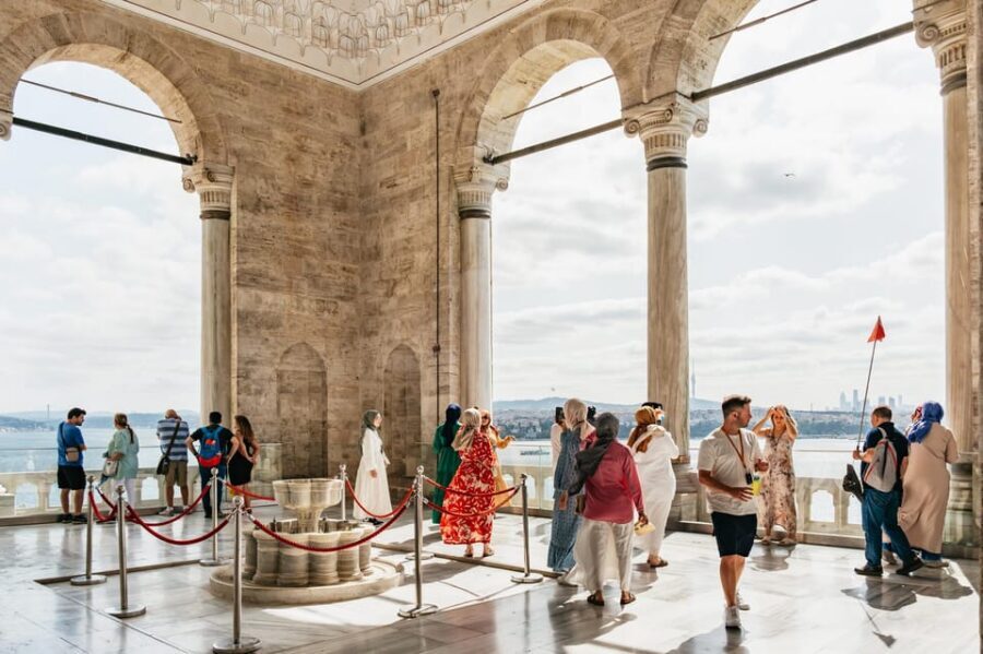 Istanbul: Topkapi Palace and Harem Guided Tour with Ticket - Why this Topkapi and Harem tour beats wandering solo