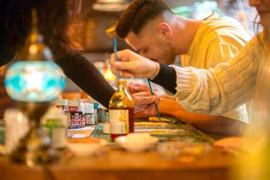 Istanbul: Traditional Stained Glass Painting Workshop - Choosing Patterns and Colors: How You Get a Pretty Result
