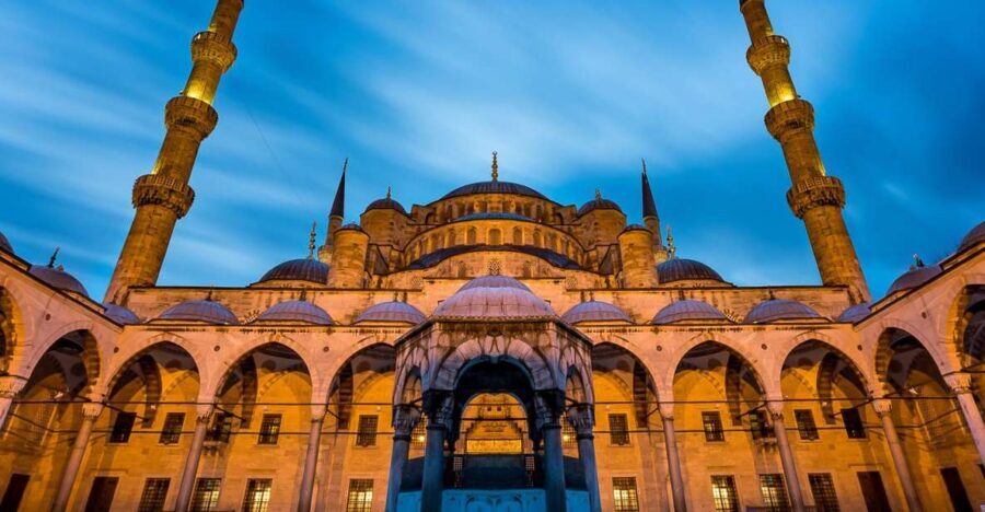 Private 7-Hour Istanbul Tour with Red Carpet Treatment - Hippodrome landmarks: ancient drama in short stops