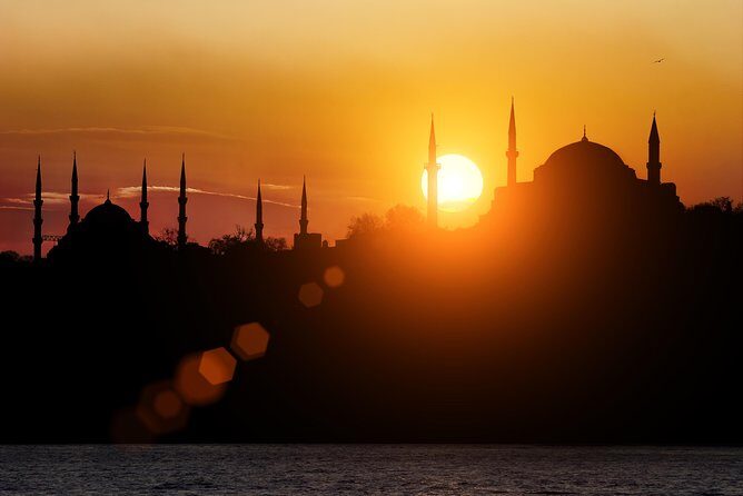 Skip-the-Line Istanbul: Private Tour from Cruise Ship & Hotel - Blue Mosque first: free entry, real mosque rules, and what to look for